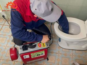 thông tắc bồn cầu