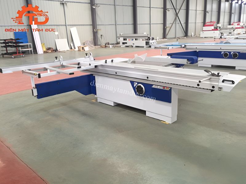 Máy Cưa Bàn Trượt Hai Lưỡi CNC
