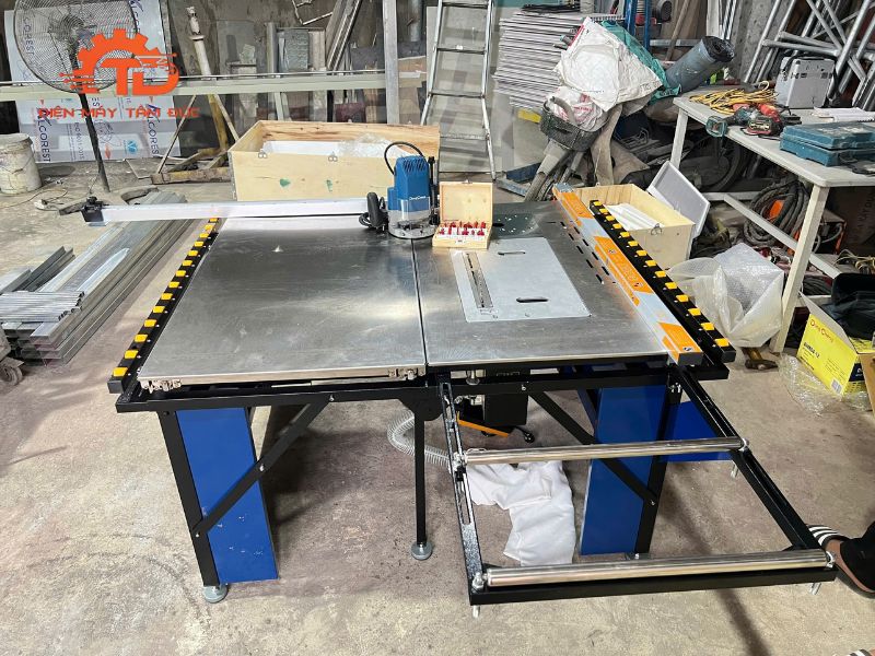 máy cưa bàn trượt MX2660 tại xưởng nội thất