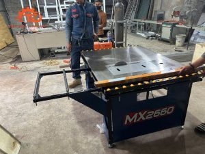 máy cưa bàn trượt MX2660