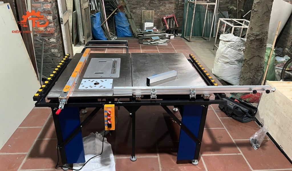 Máy Cưa Bàn Trượt MX2660